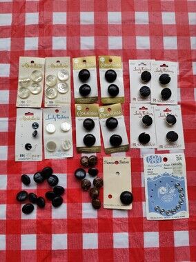 Vintage Sewing Buttons & Notions Lot - Modella Countess LadyFashion